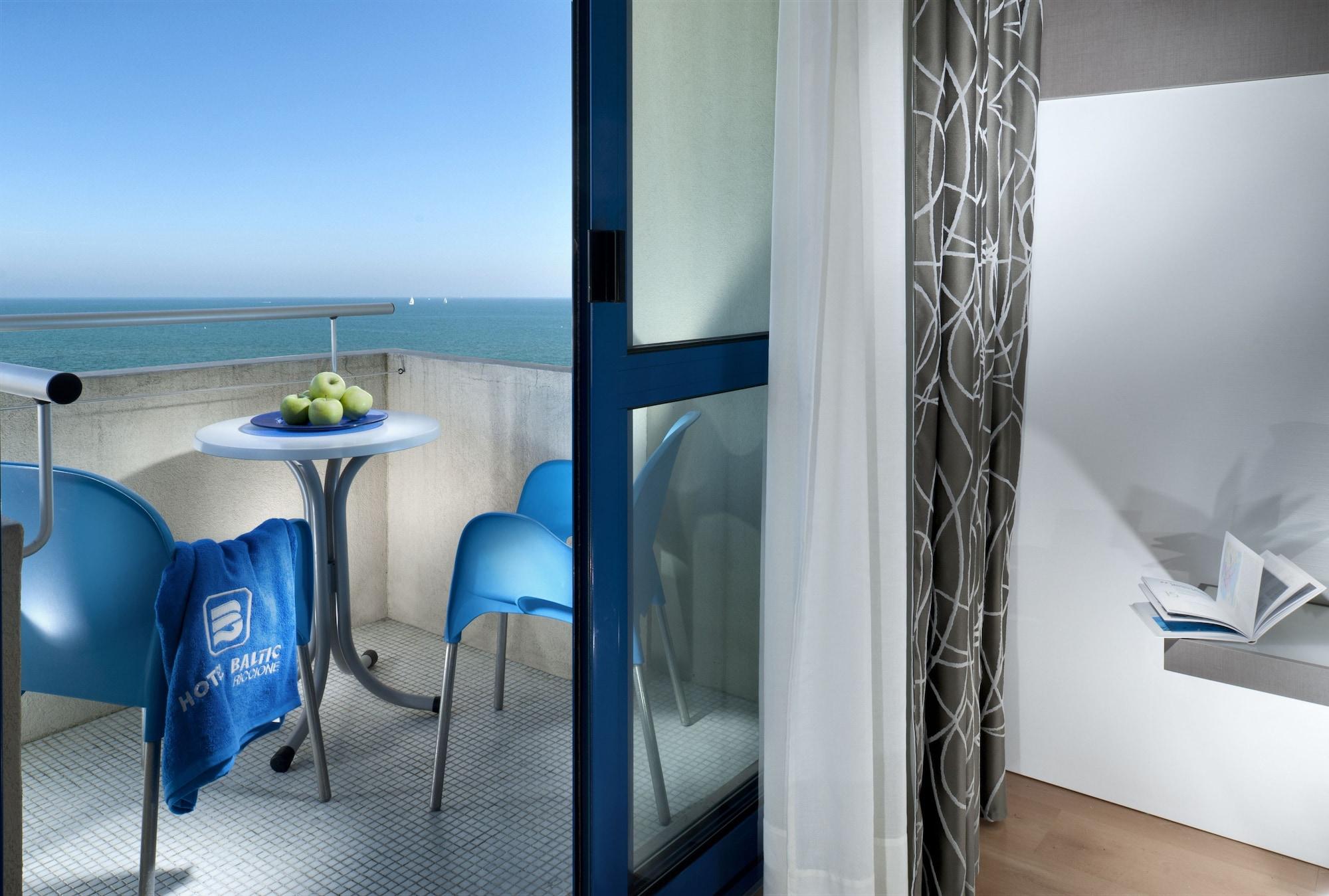Hotel Baltic Riccione Esterno foto