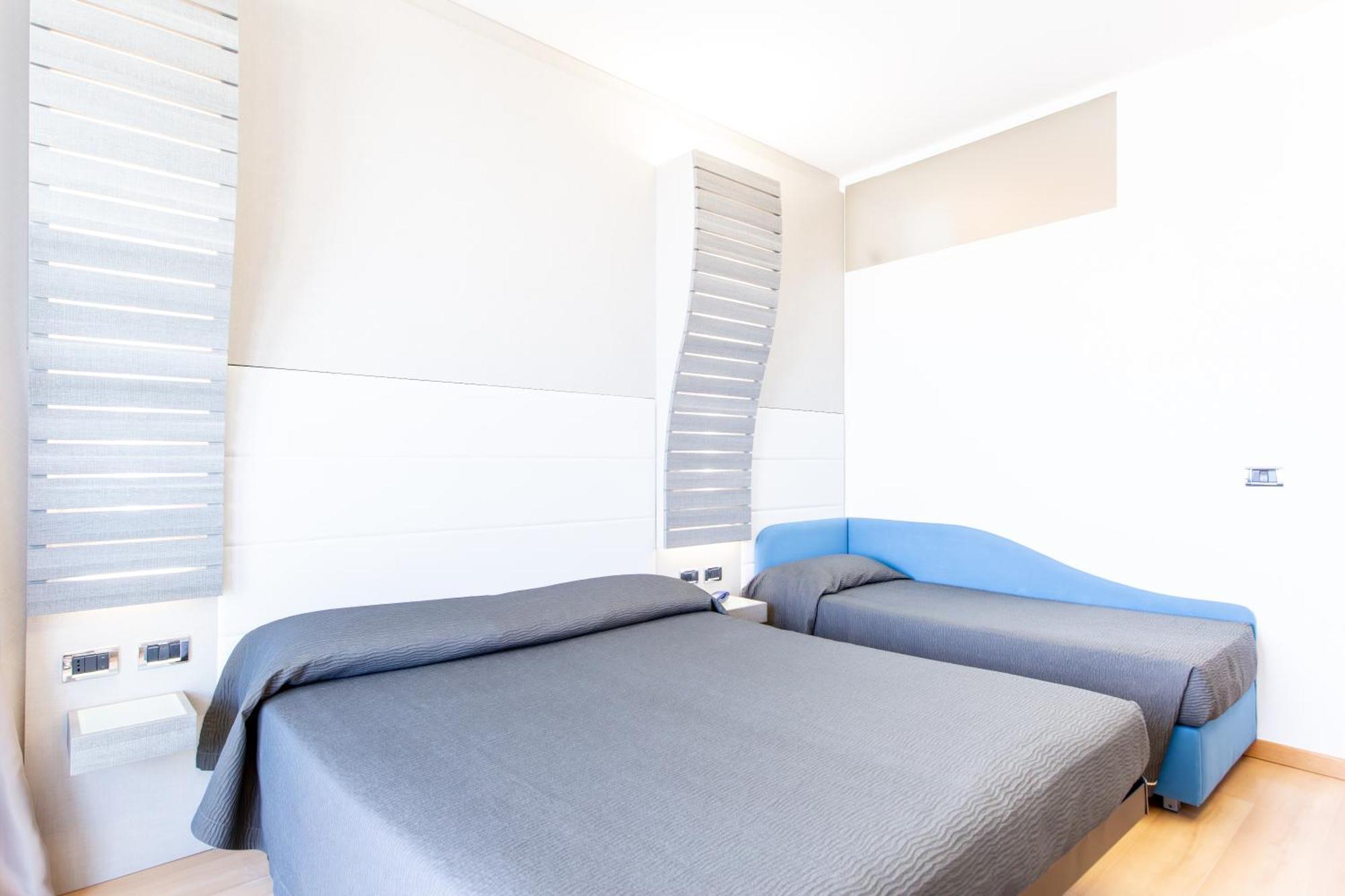 Hotel Baltic Riccione Esterno foto