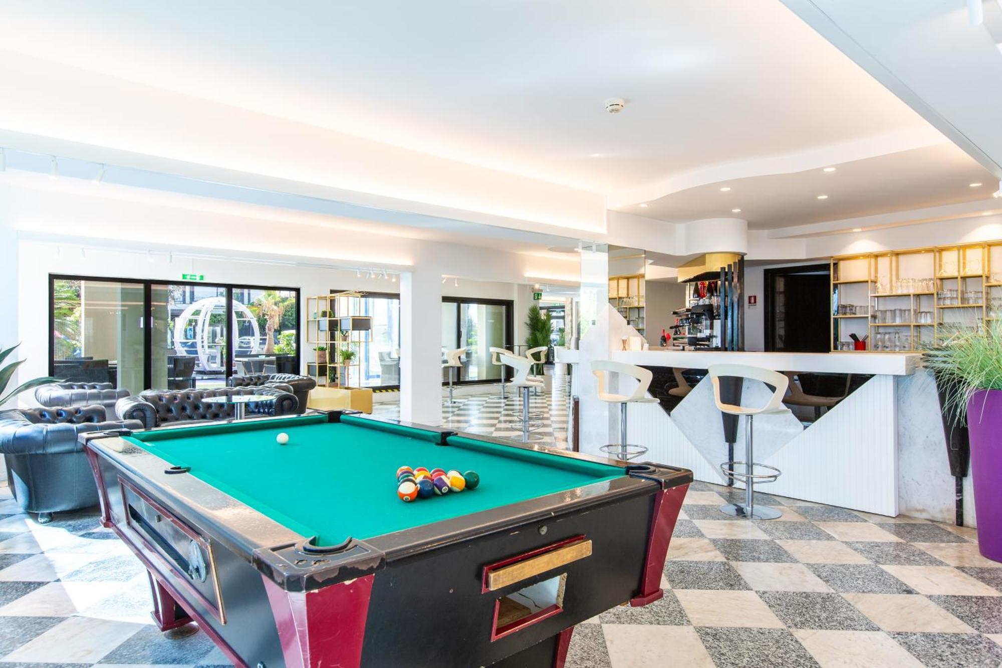 Hotel Baltic Riccione Esterno foto