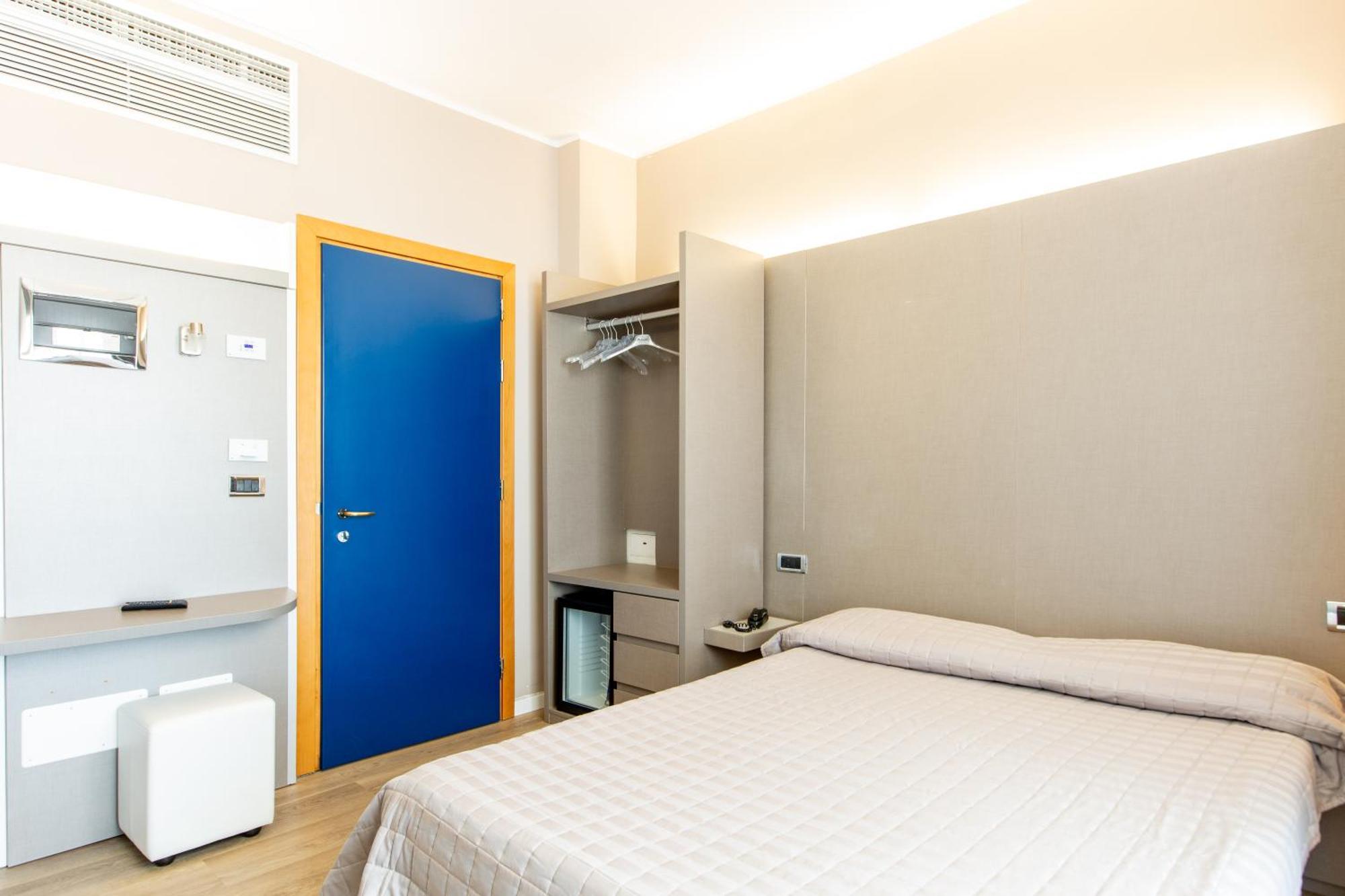 Hotel Baltic Riccione Esterno foto