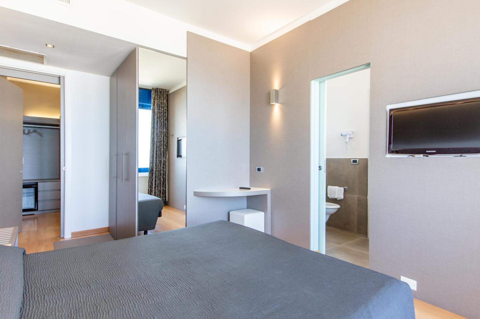 Hotel Baltic Riccione Esterno foto