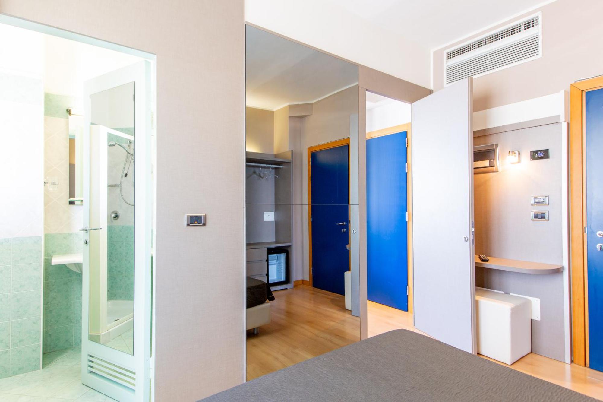 Hotel Baltic Riccione Esterno foto