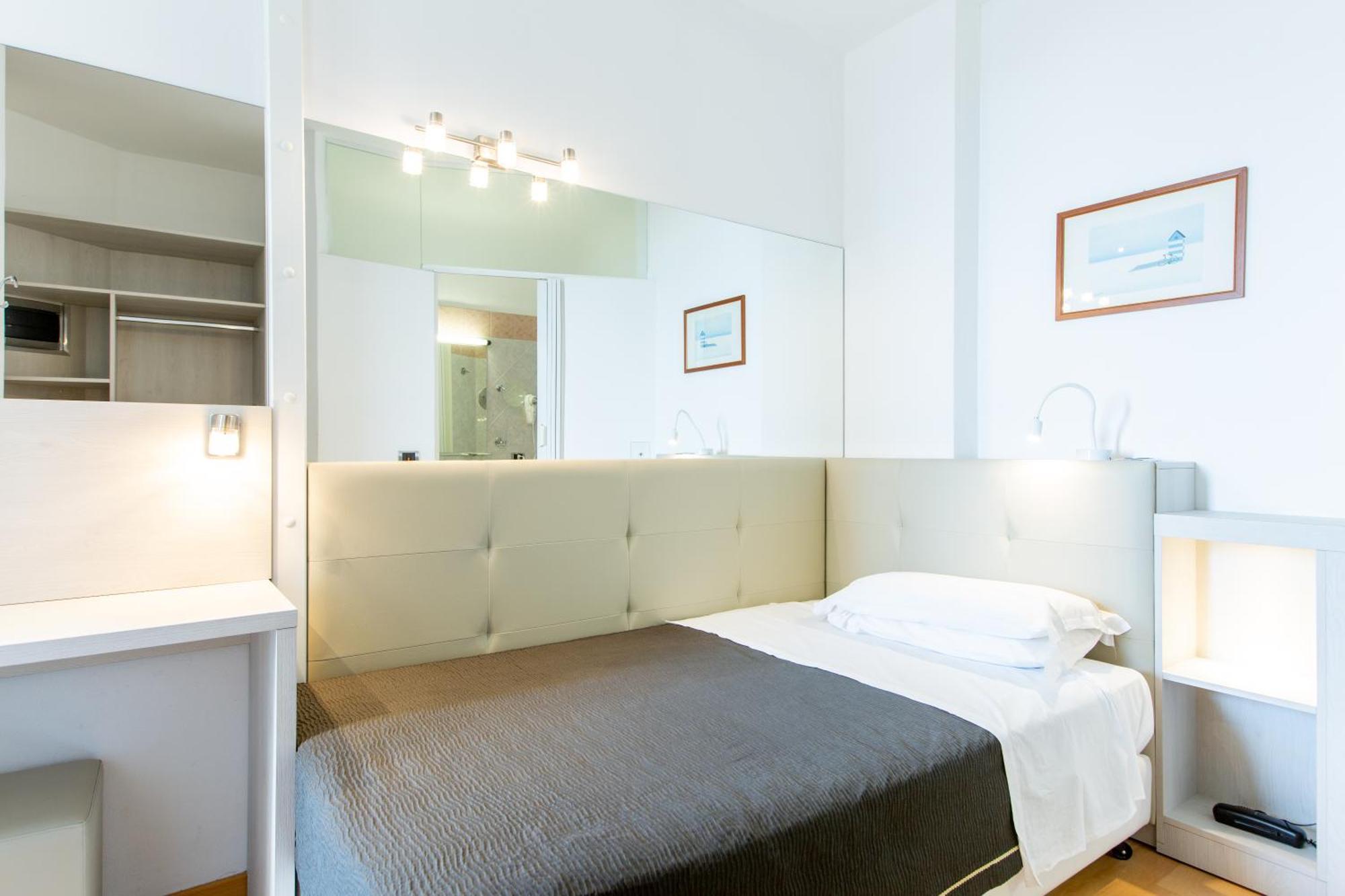 Hotel Baltic Riccione Esterno foto