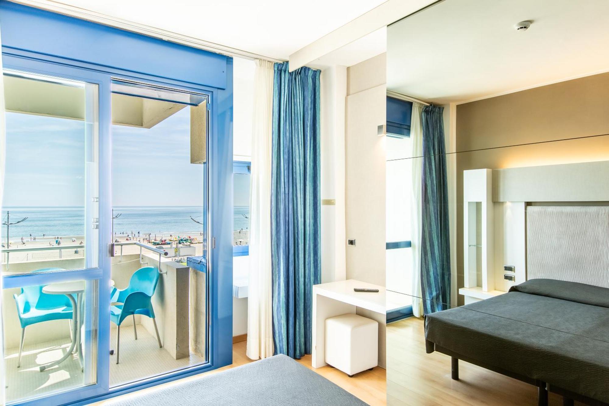 Hotel Baltic Riccione Esterno foto