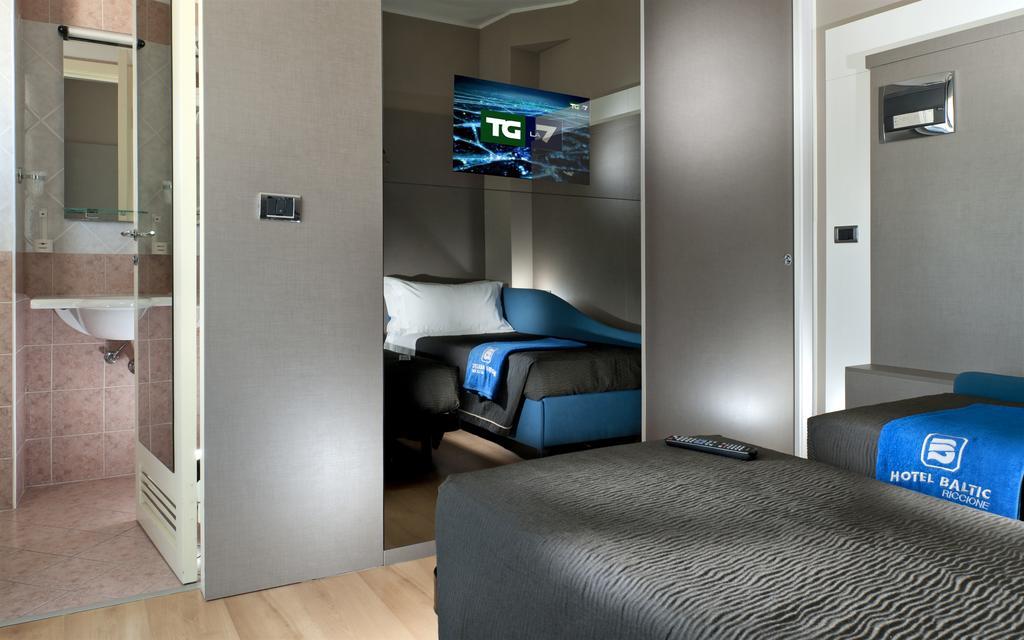 Hotel Baltic Riccione Esterno foto