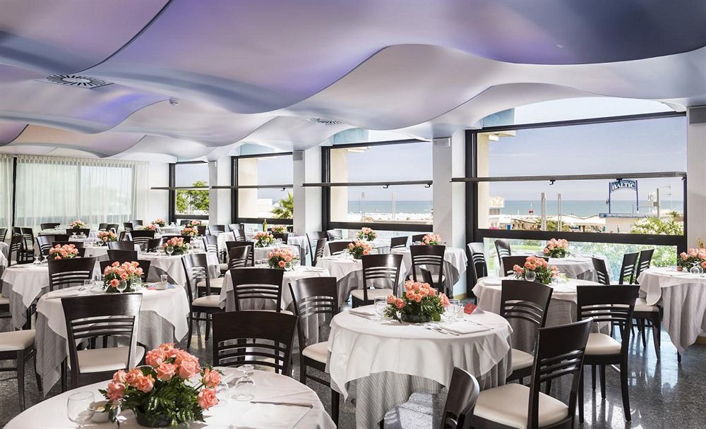 Hotel Baltic Riccione Esterno foto