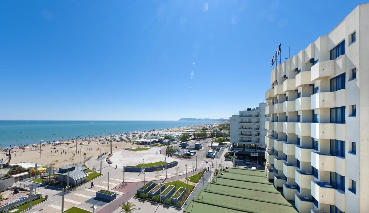 Hotel Baltic Riccione Esterno foto